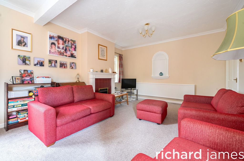 Property photo 3 of 18 126d710B3B49465786242d277A5872Be
