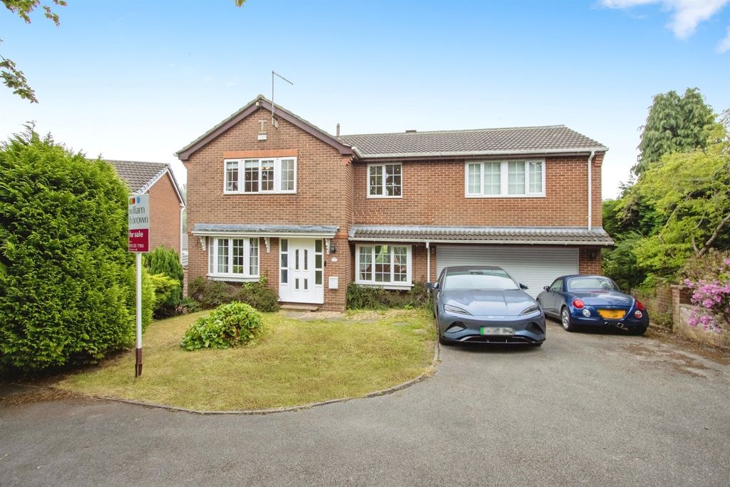 Property photo 1 of 17