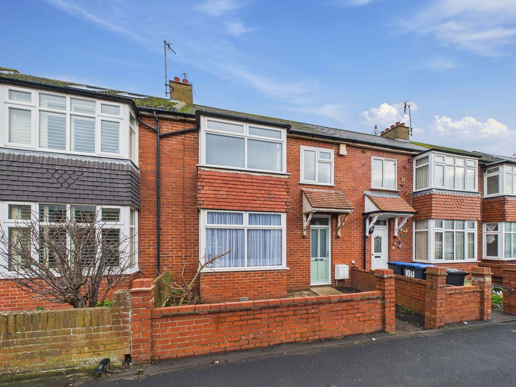 Property photo 1 of 18