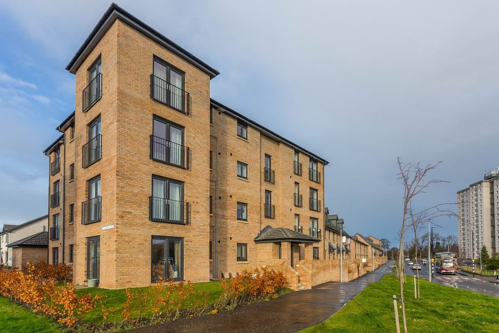 Property photo 1 of 26