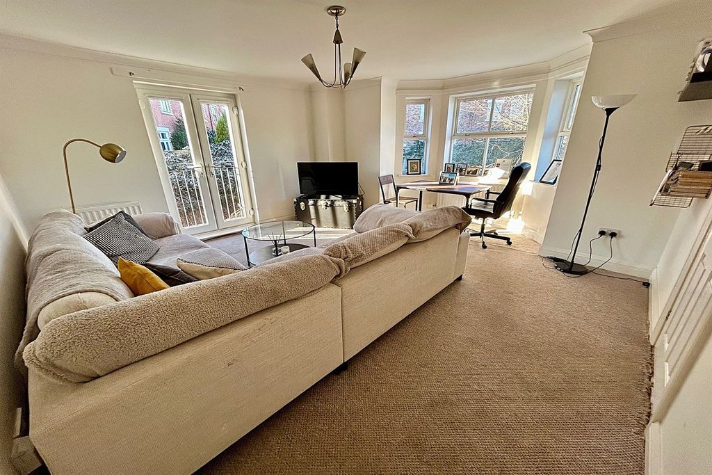 Property photo 2 of 14 Living Room