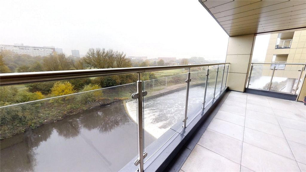 Property photo 1 of 6 Picture No. 07