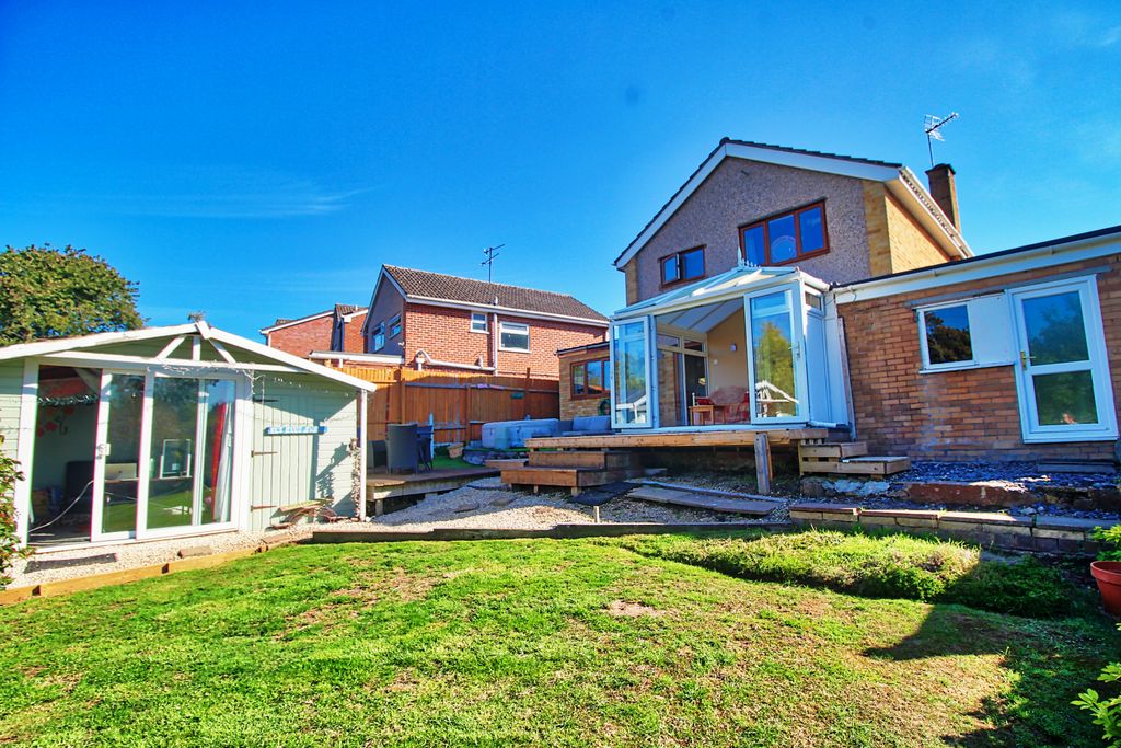 Property photo 2 of 28 Img_1308