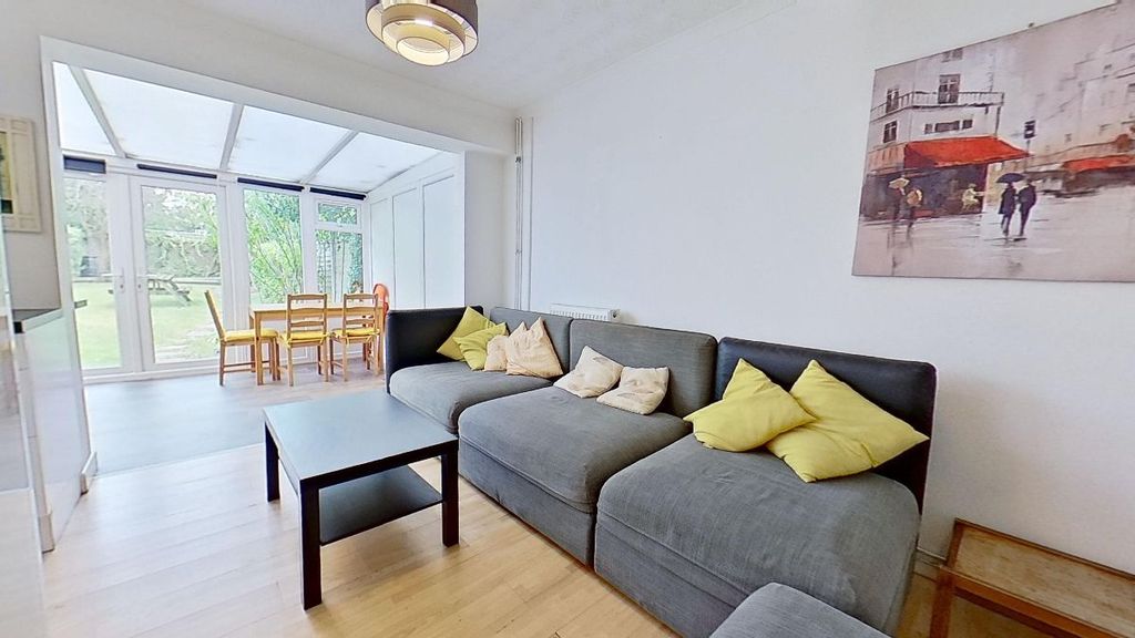 Property photo 1 of 39