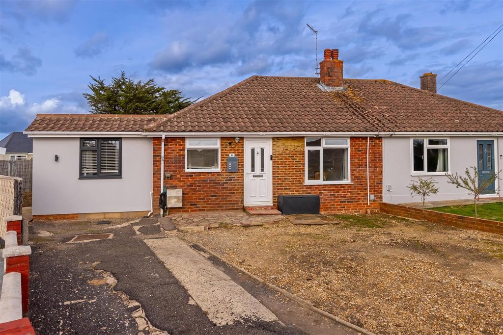 Property photo 1 of 12 West Onslow Close_13.Jpg