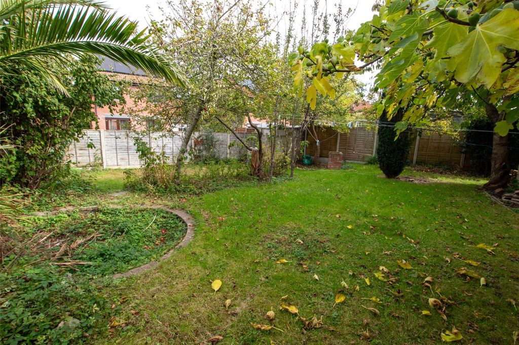 Property photo 1 of 21 Picture No. 06