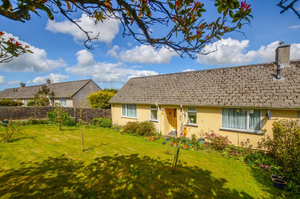 Property photo 1 of 10 76 Beacon Road Tps Bodmin Branch 01208 74182