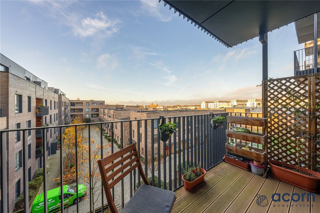 Property photo 3 of 19 Picture No. 18