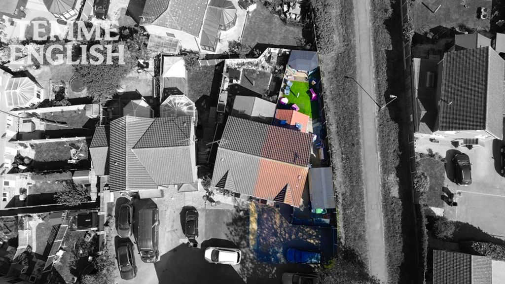 Property photo 2 of 26