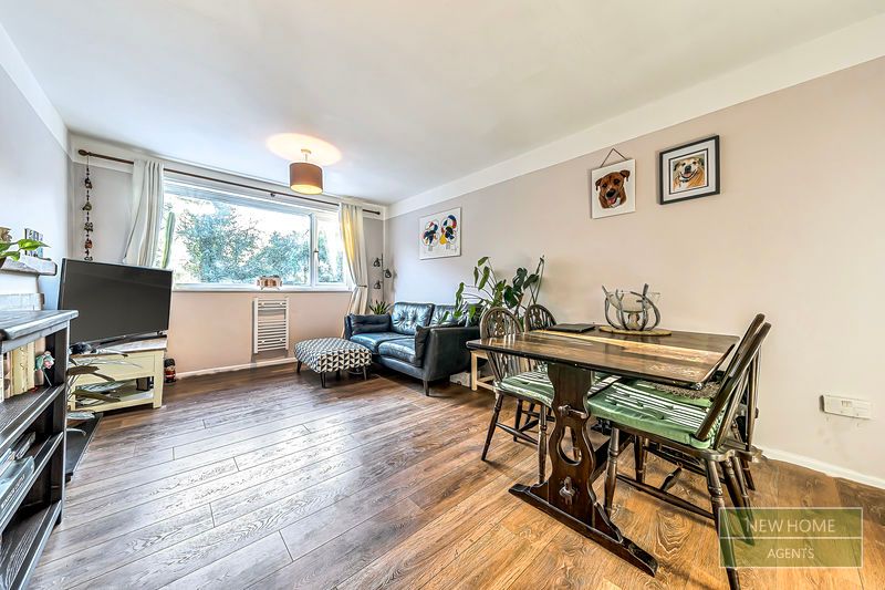 Property photo 3 of 15 Photo 7