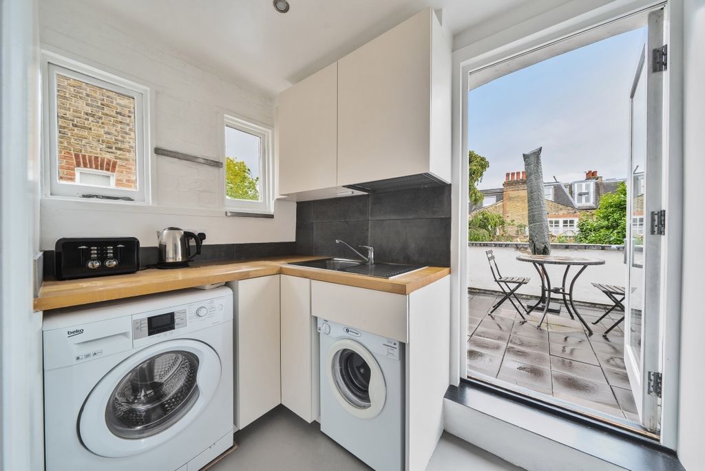 Property photo 3 of 7 1136431 (4)