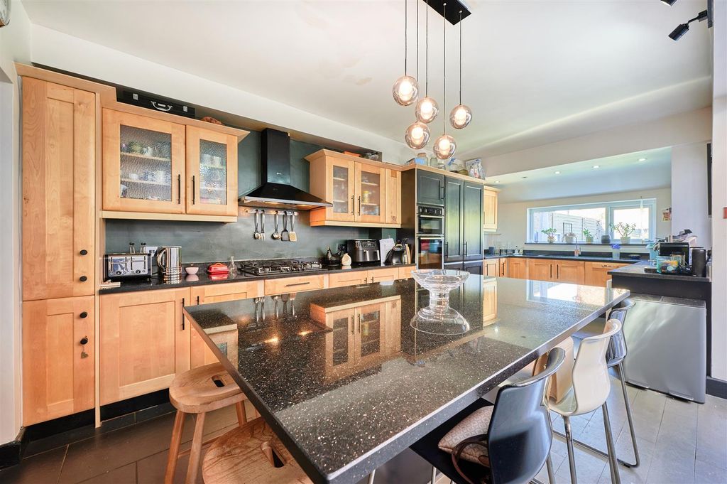 Property photo 3 of 26 Kitchen/Breakfast/Dining Room