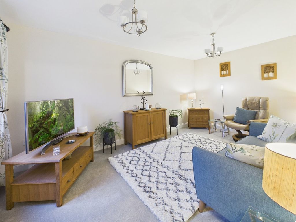 Property photo 3 of 26