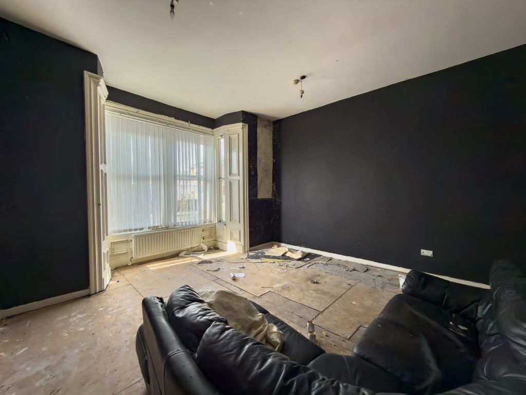 Property photo 3 of 10 Image 3