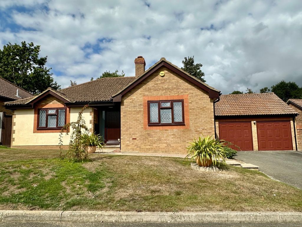 Property photo 1 of 24