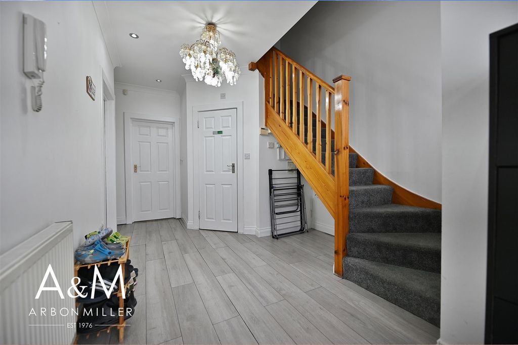 Property photo 3 of 22 5.Jpg