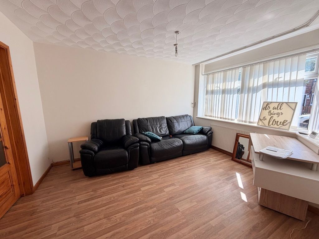 Property photo 3 of 12 Picture No. 09