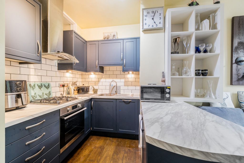 Property photo 2 of 13 Kitchen