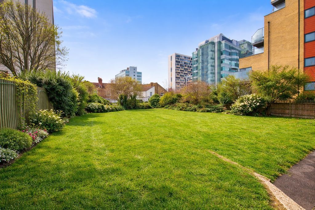 Property photo 2 of 8 Photo 2