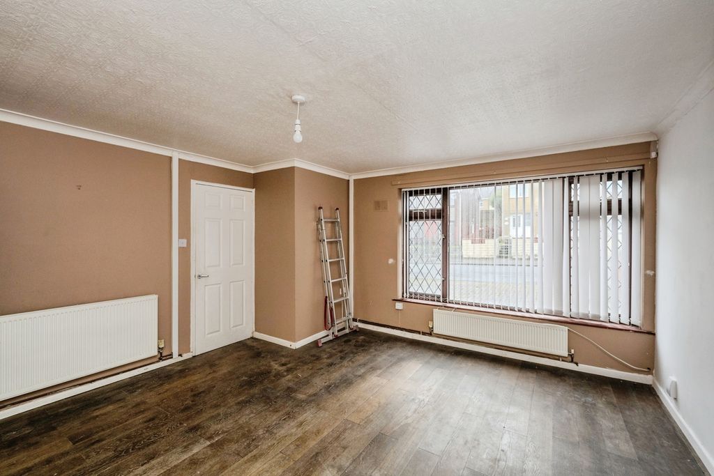 Property photo 2 of 20 Pbox-Img.Jpg