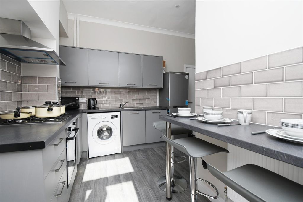 Property photo 3 of 11 4.Jpg