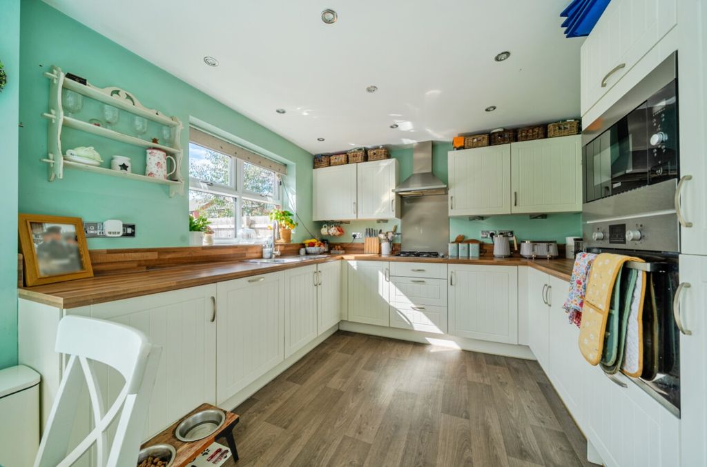 Property photo 3 of 25 1523056-5-1A0c913425929