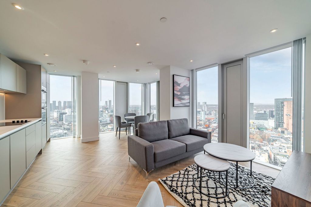 Property photo 1 of 26