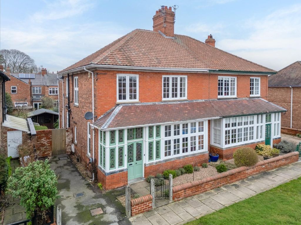 Property photo 1 of 23 Dr-1-2.Jpg