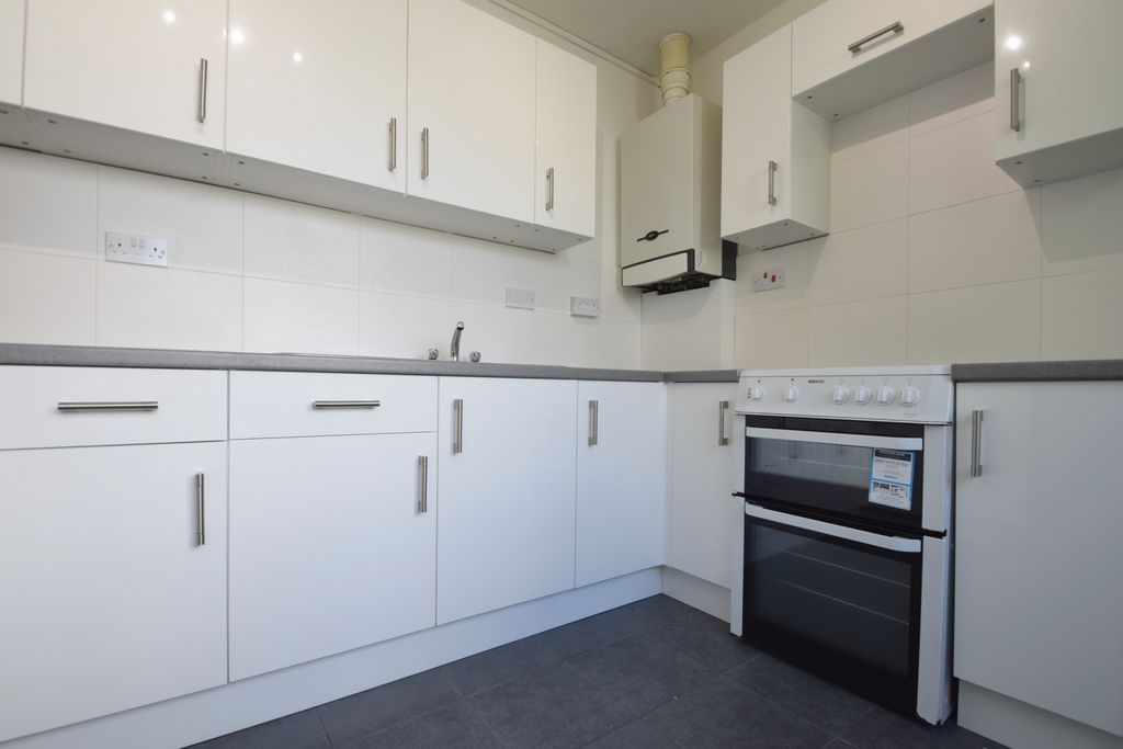 Property photo 2 of 13 Photo 6