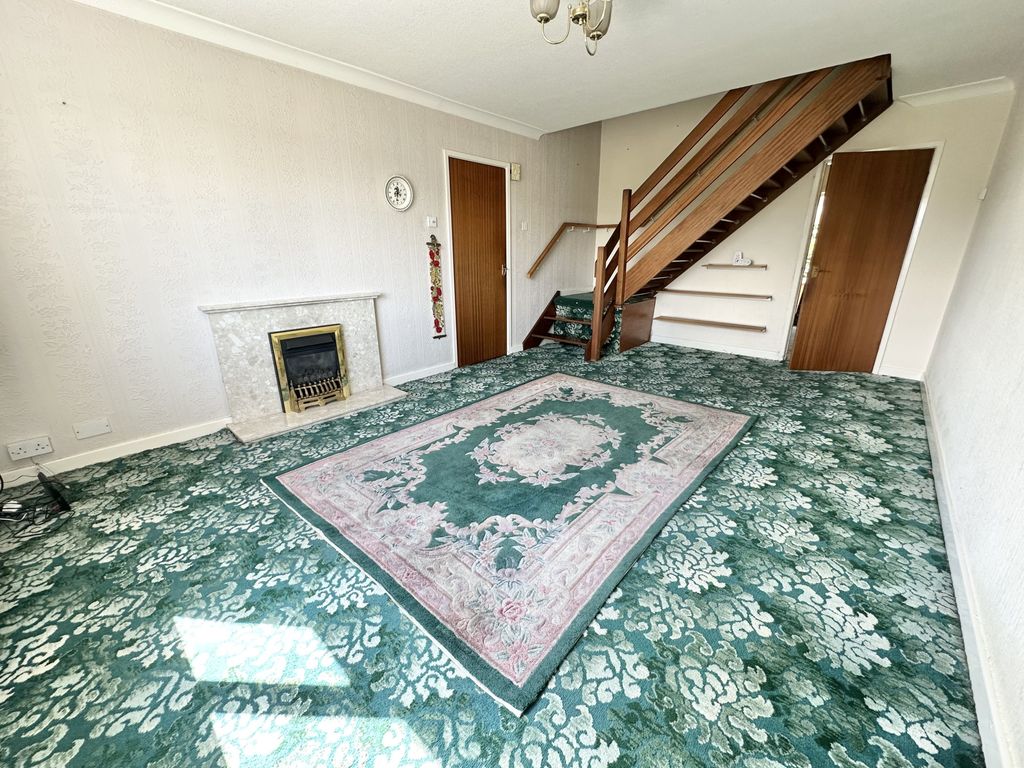 Property photo 3 of 23