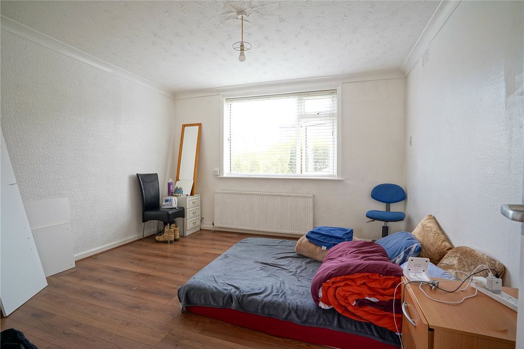 Property photo 2 of 10 Picture No. 04