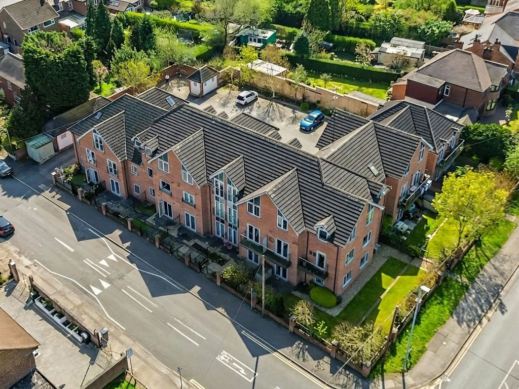 Property photo 1 of 16 Apartment Block