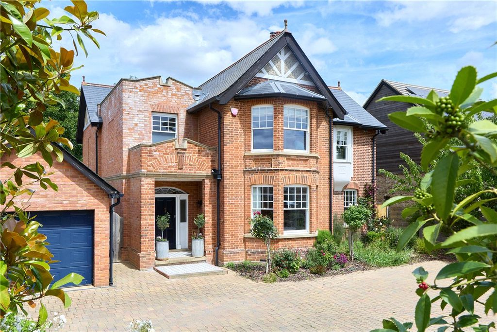 Property photo 1 of 27 Picture No. 01
