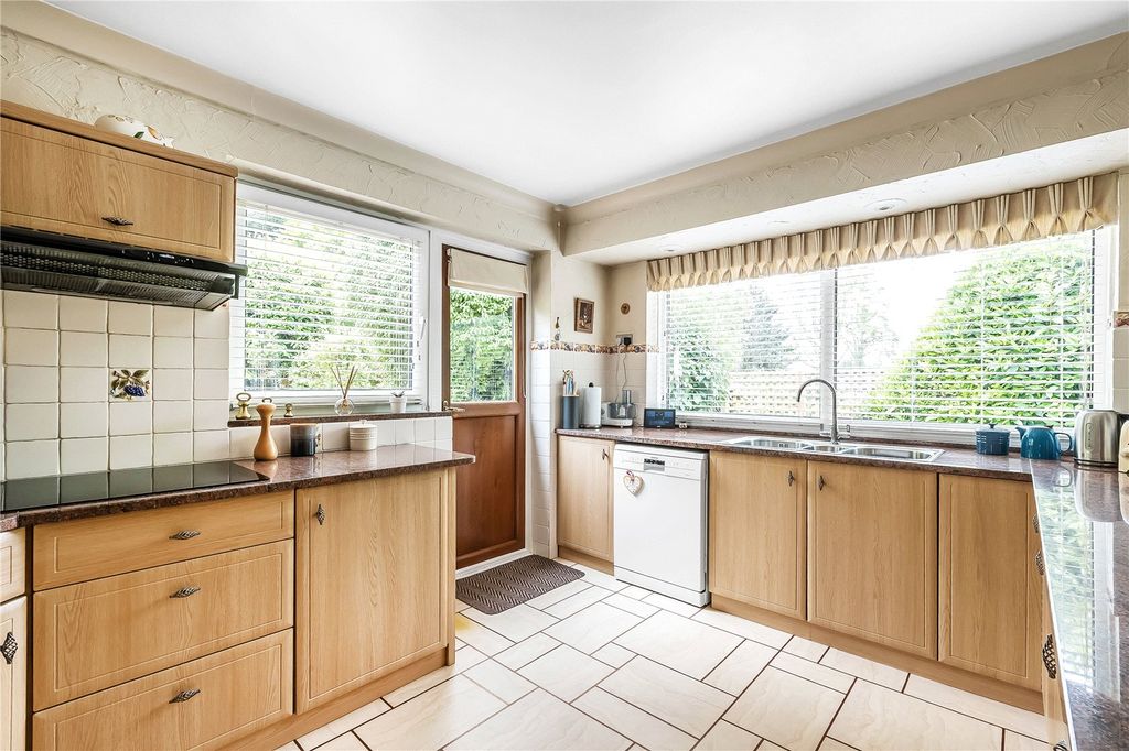 Property photo 2 of 22 Kitchen