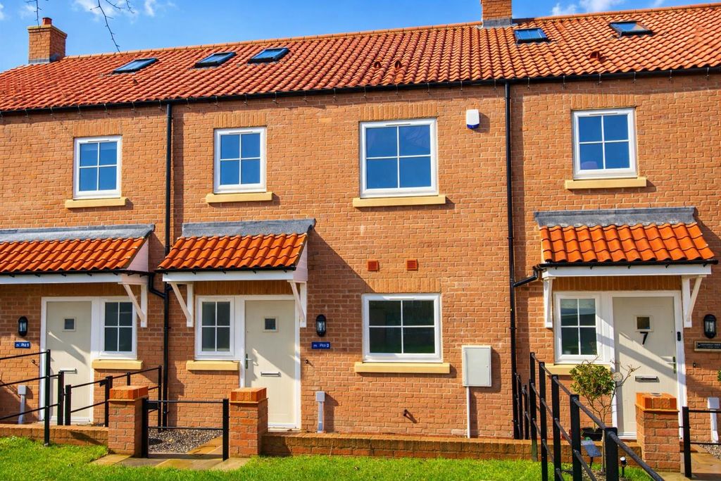 Property photo 1 of 19 Image