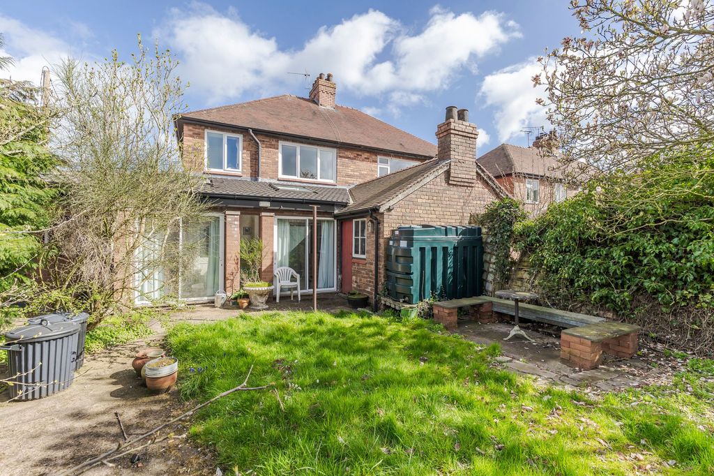 Property photo 2 of 22