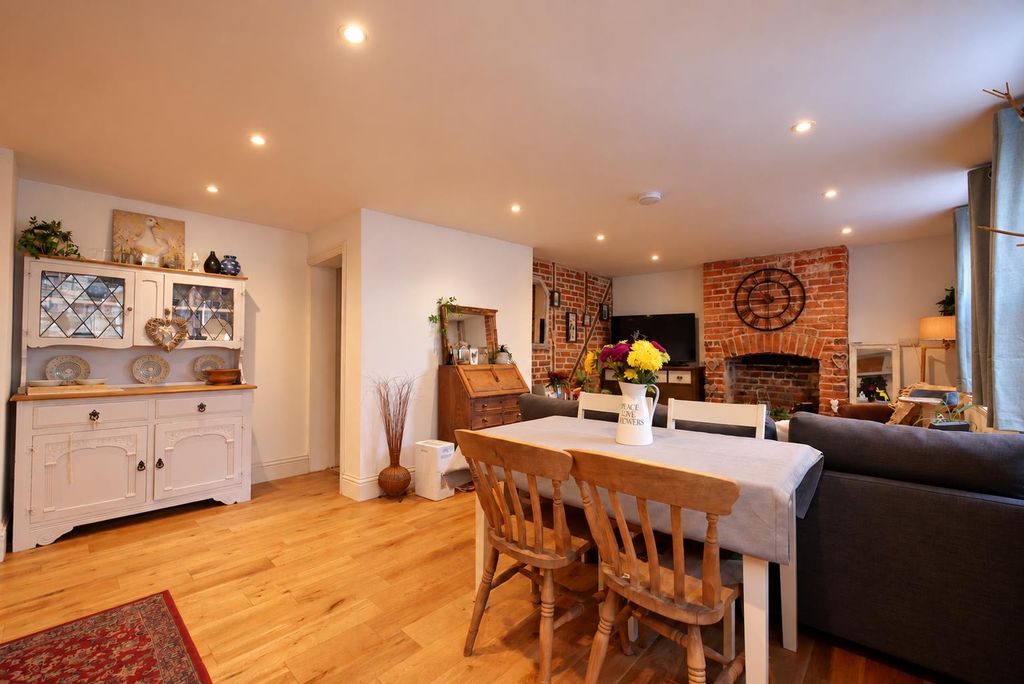 Property photo 2 of 14 Living/Dining Room