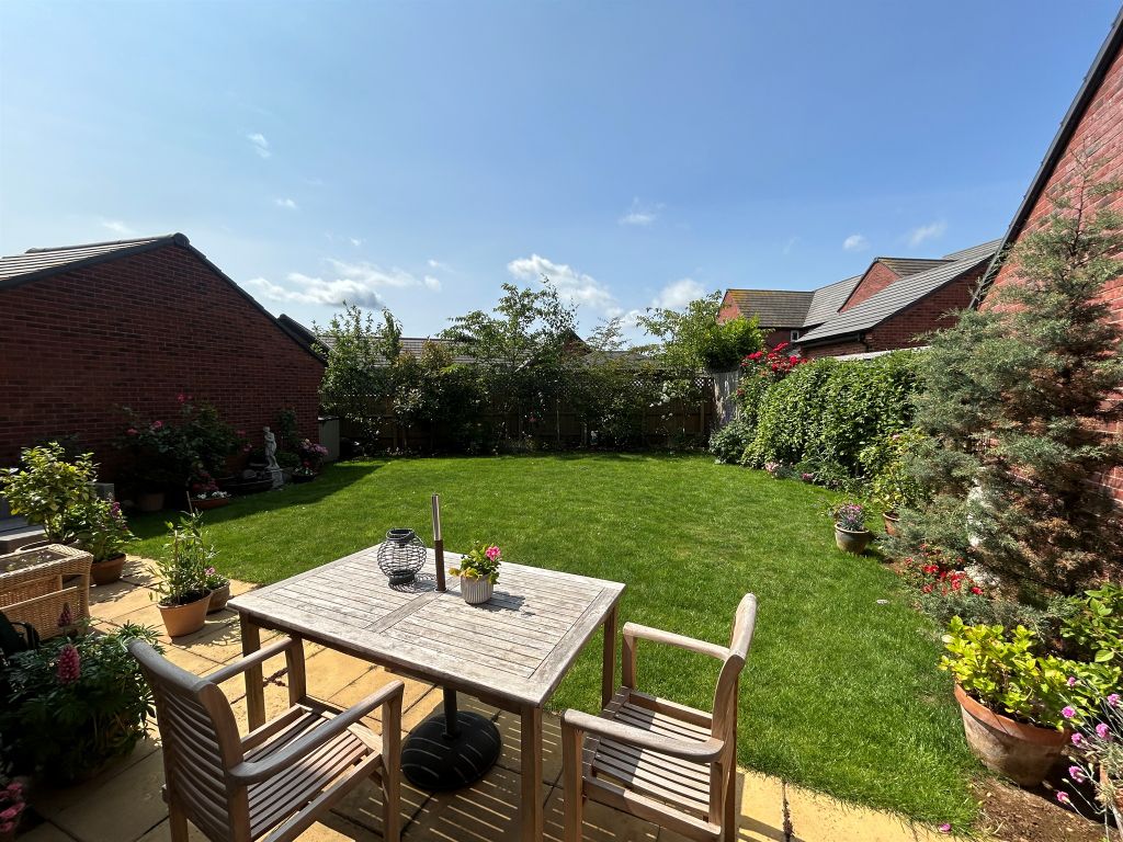 Property photo 2 of 10