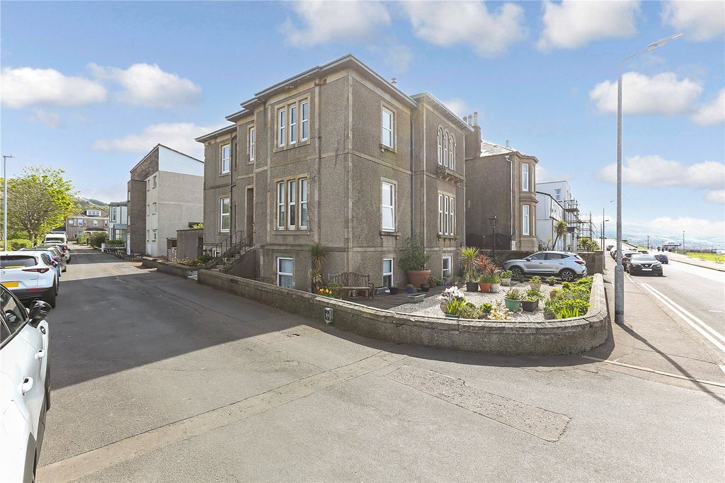 Property photo 1 of 16 External