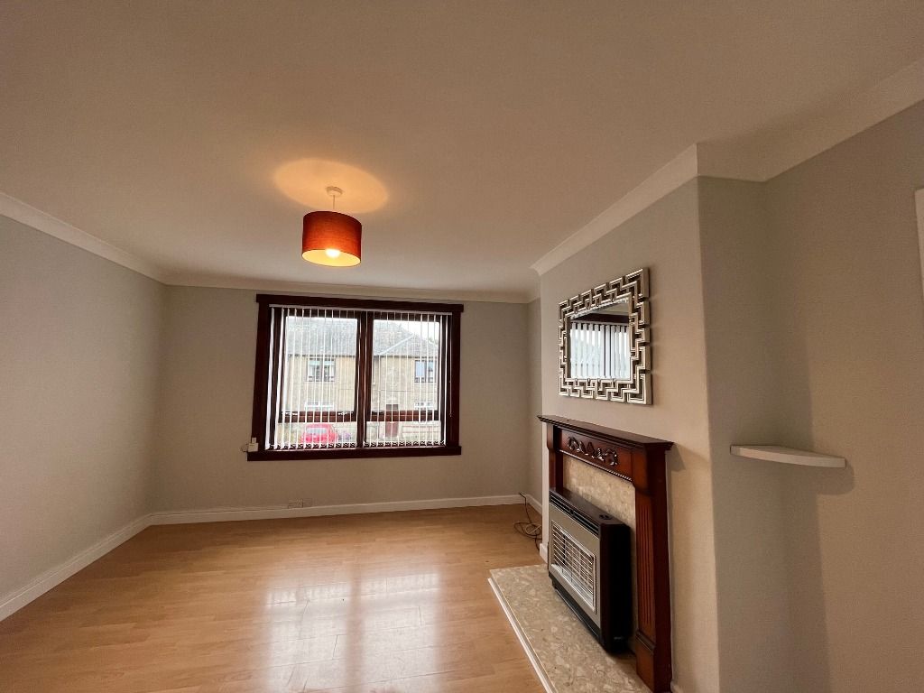 Property photo 3 of 11 Photo 3