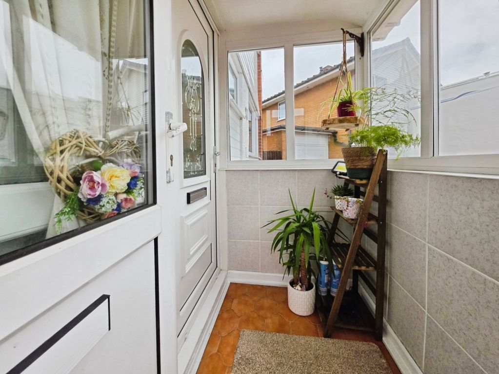 Property photo 3 of 39 Pbox-Img.Jpg