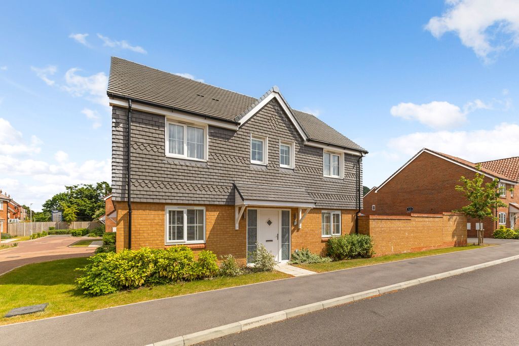 Property photo 1 of 9