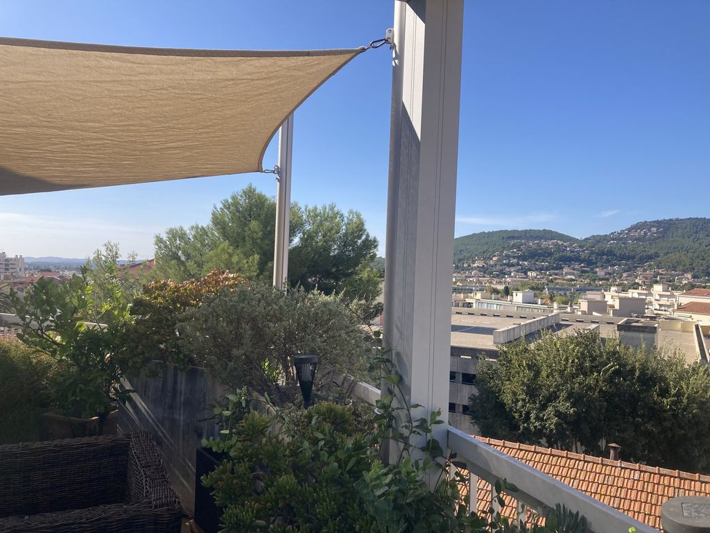 Property photo 1 of 18 Exceptional Duplex Apartment On The Top Floor In The Heart Of Hyères City Centre