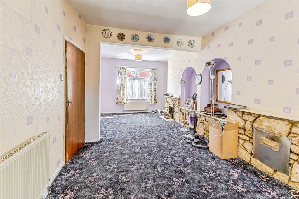 Property photo 3 of 18 Picture No. 21