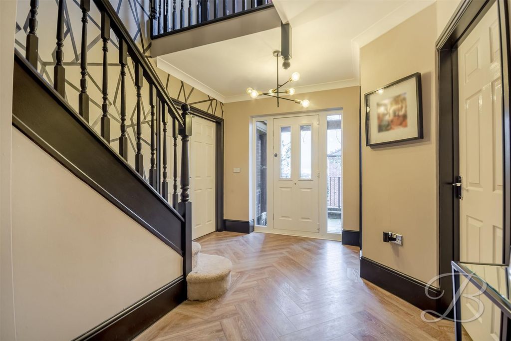 Property photo 2 of 29 Ccltd-19.Jpg