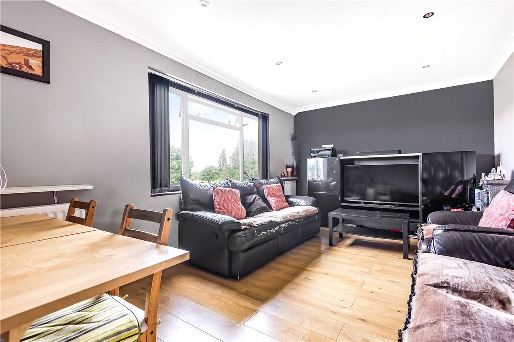 Property photo 3 of 11 Picture No. 06