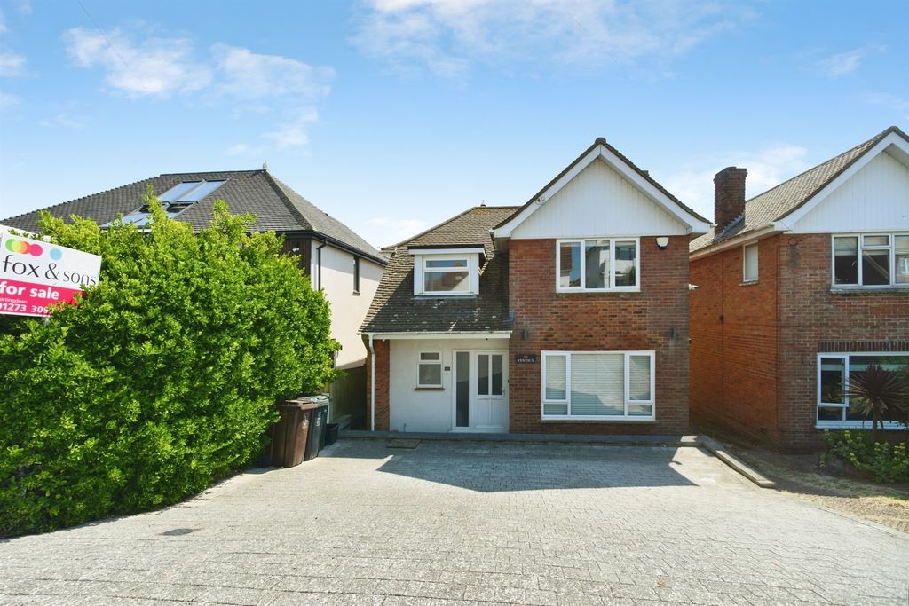 Property photo 1 of 22