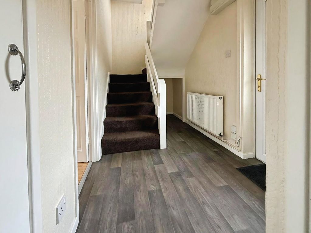 Property photo 2 of 13 53d1B944-c2379190-4B7d-469B-Babb-80706321d71A.Jpg