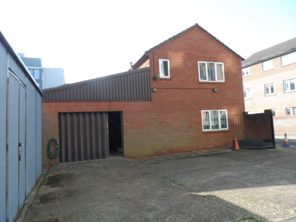 Property photo 3 of 3