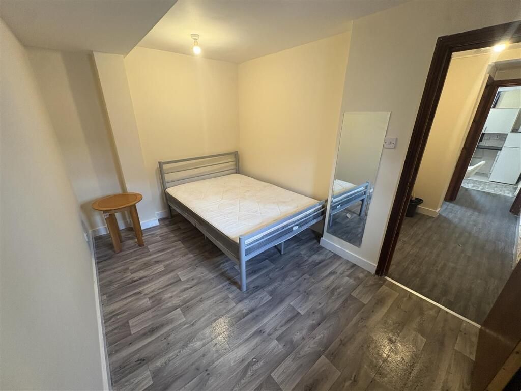 Property photo 3 of 5 d65027Ea-304B-4461-B7Cf-37Efac965Aff.Jpg